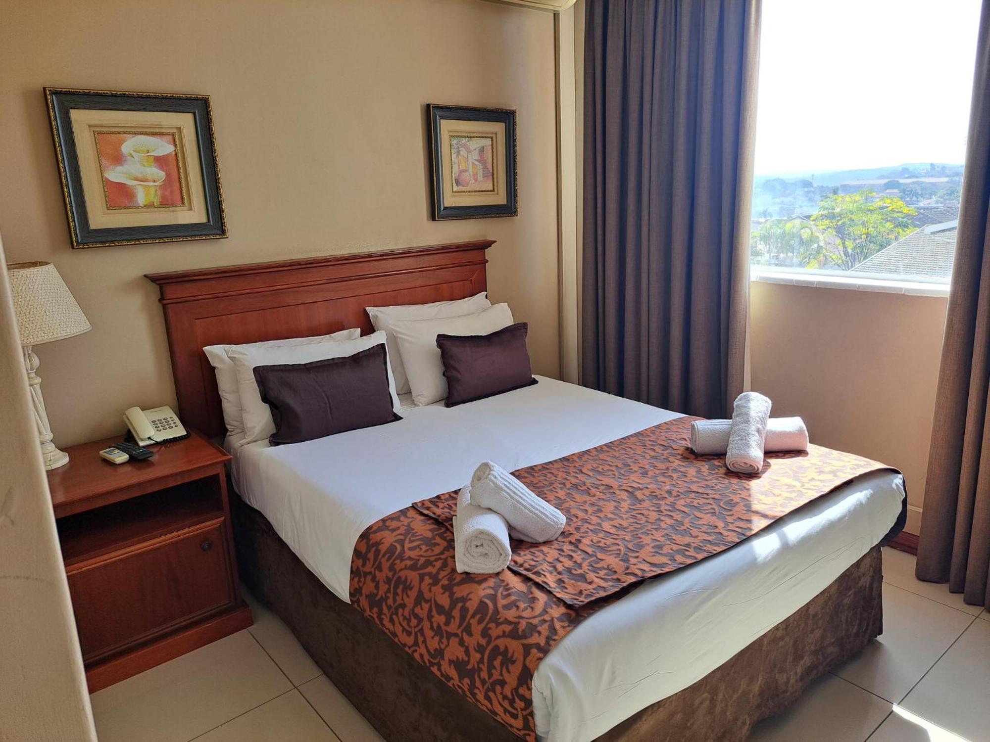 Emakhosini Hotel On East Durban Buitenkant foto